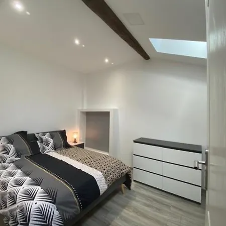 Maison 4 *